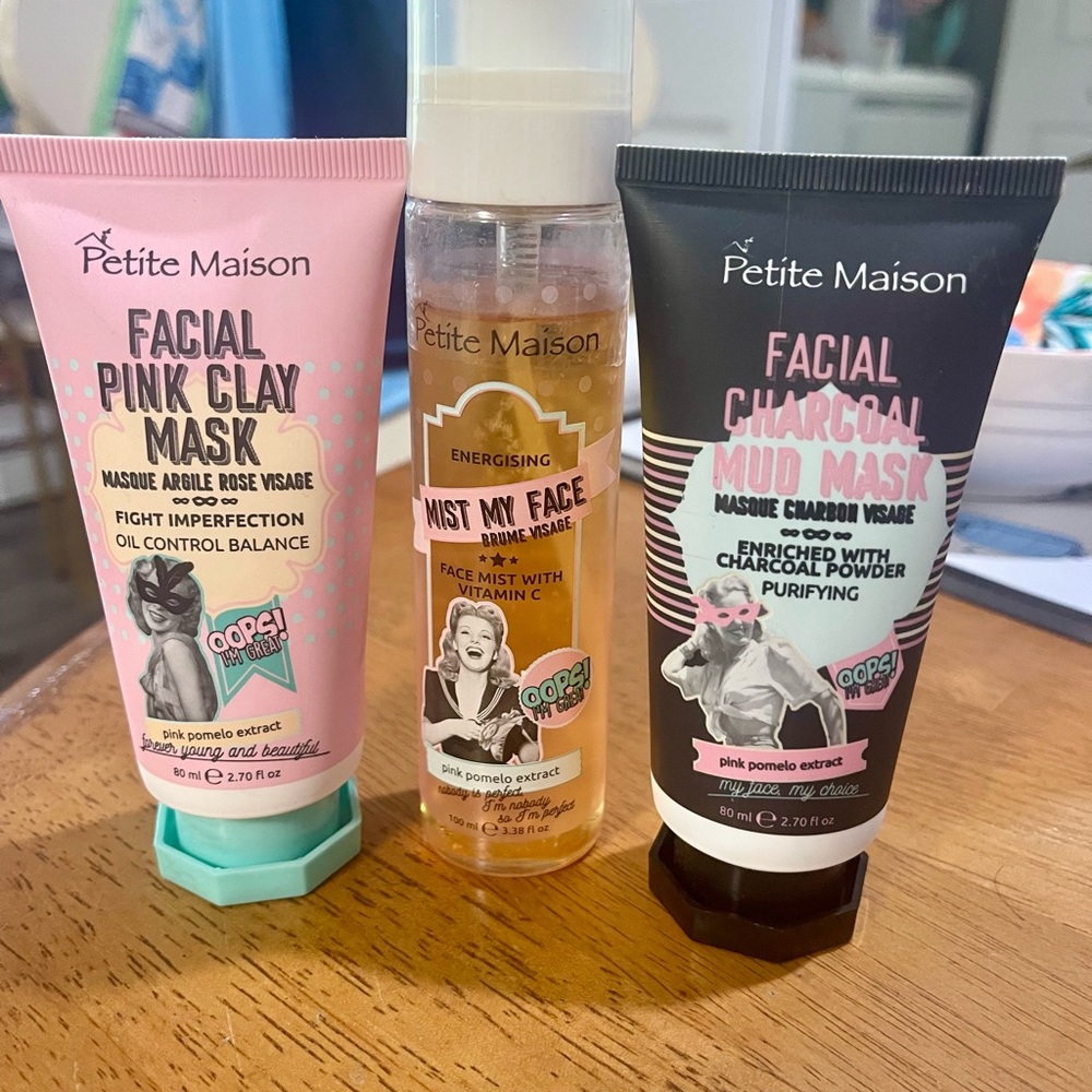 Pink Clay and Charcoal Mud Mask Set - Petite Maison